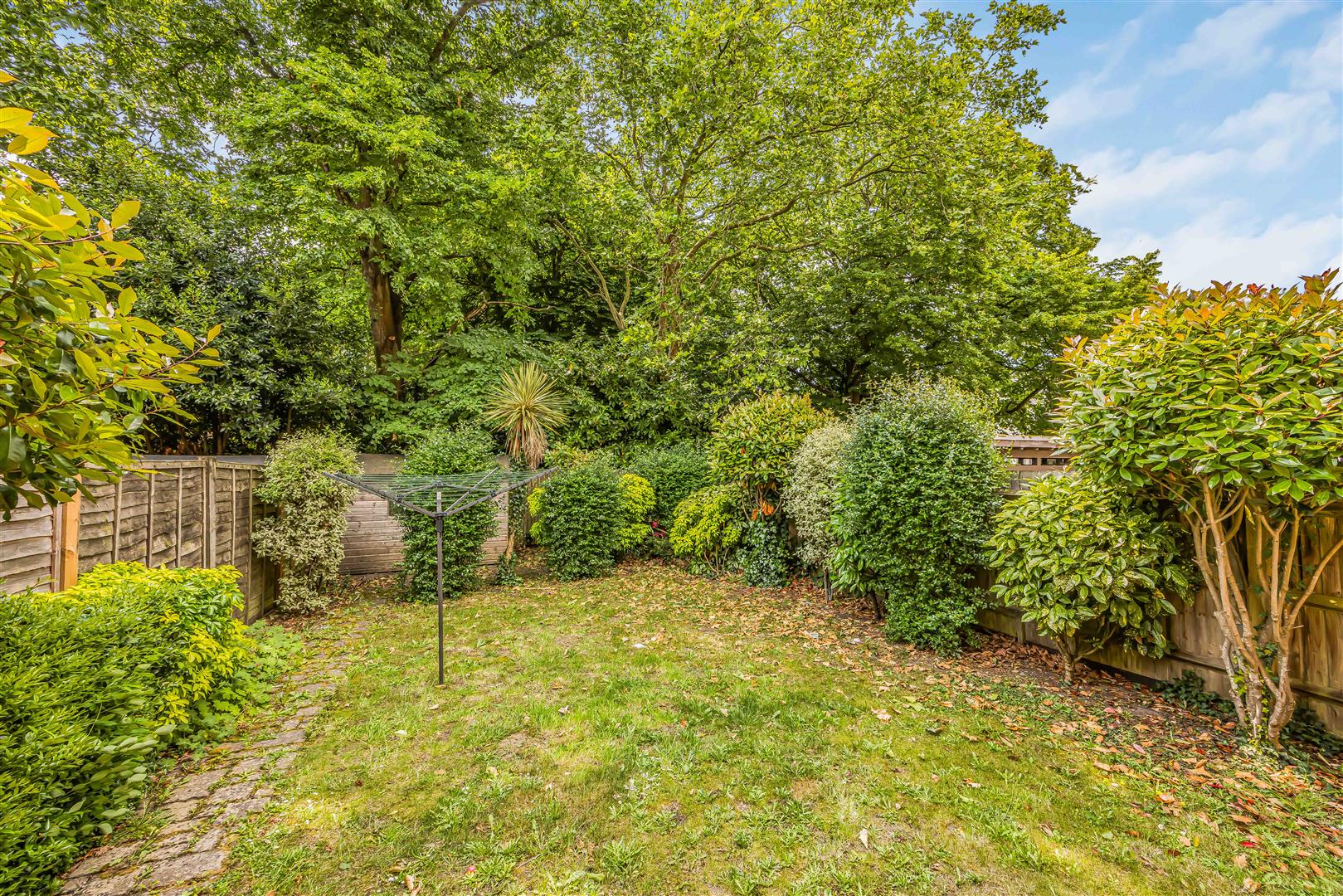 house for sale lloyd road