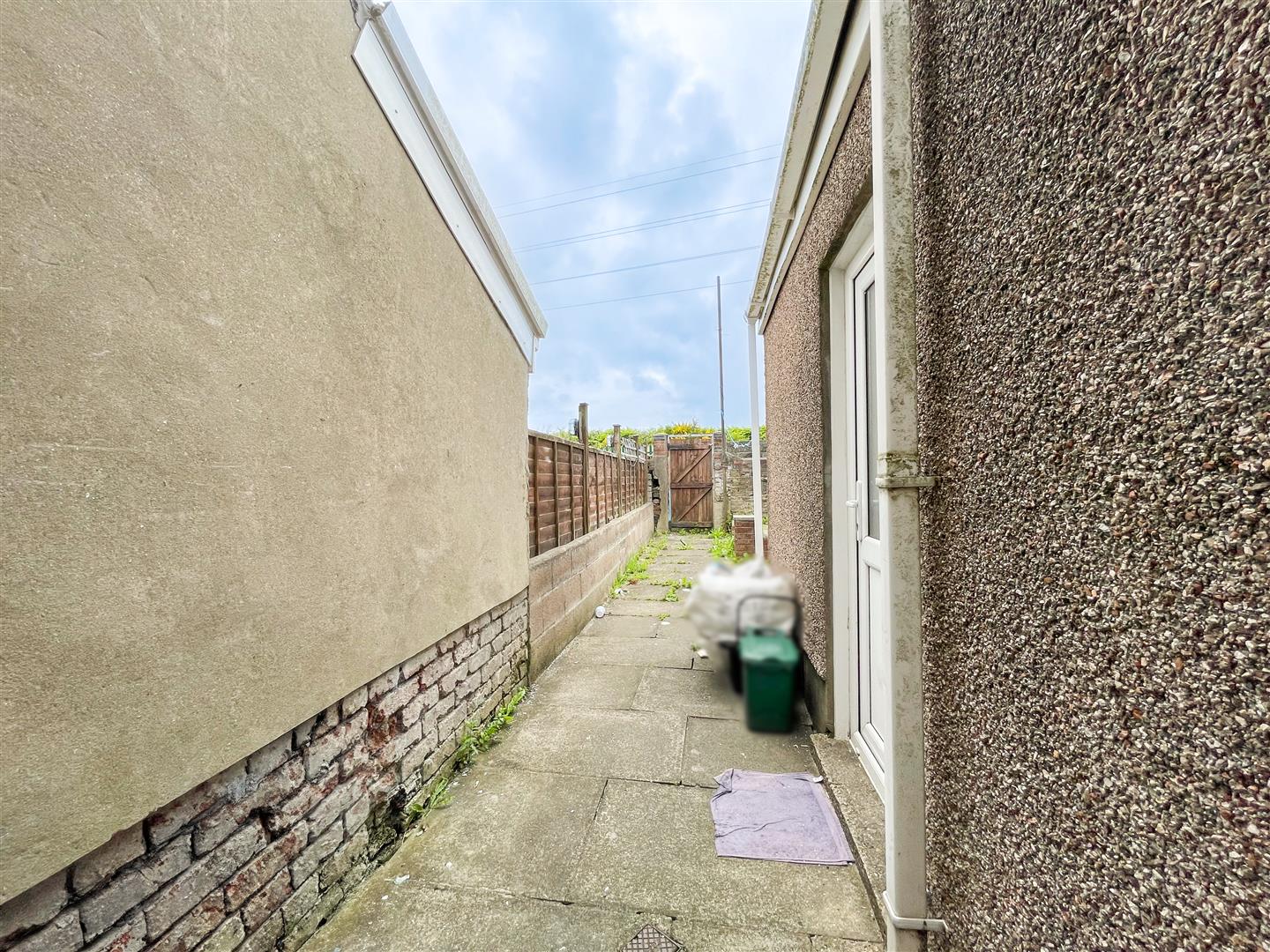 house - terraced for sale penrhiwtyn street