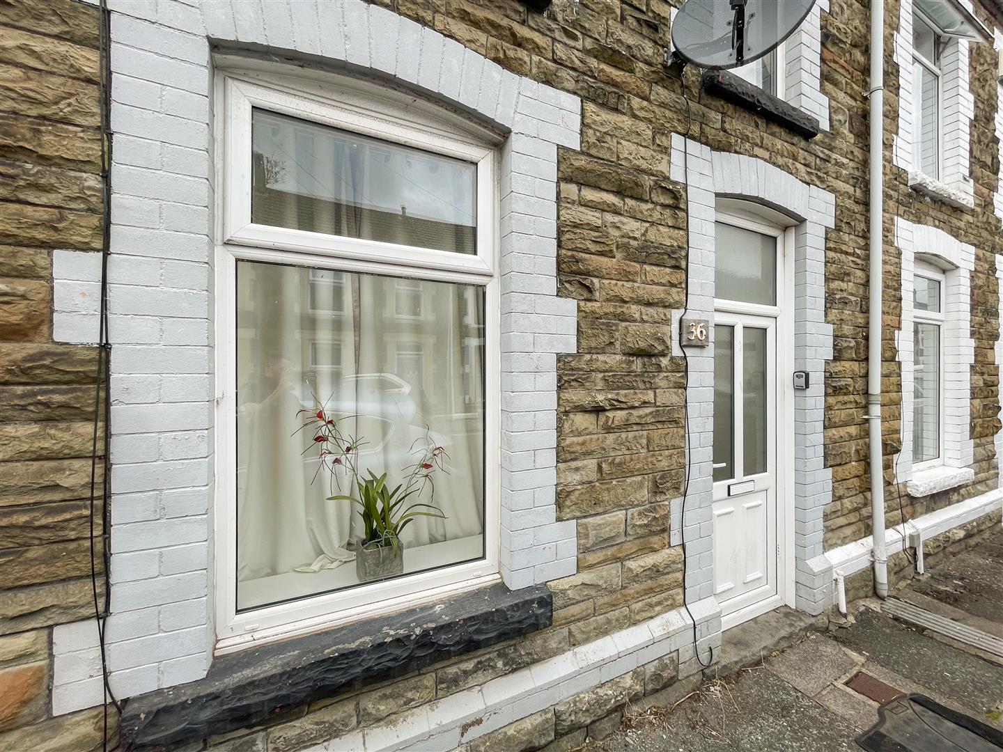 house - terraced for sale penrhiwtyn street