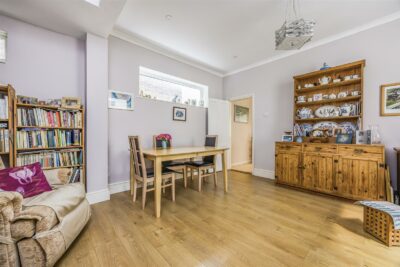 house for sale victoria road