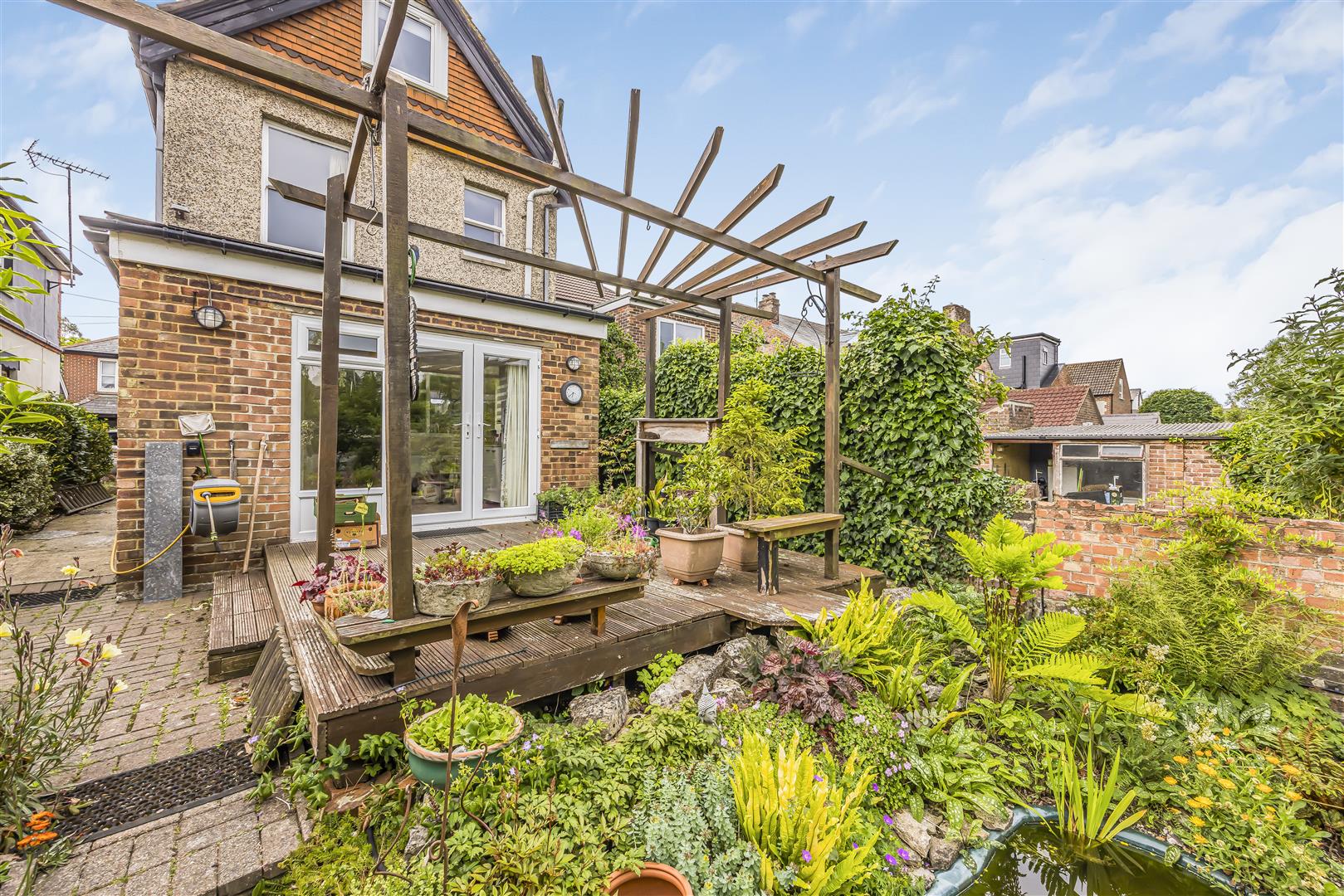 house for sale victoria road