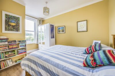 house for sale victoria road