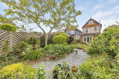 house for sale victoria road