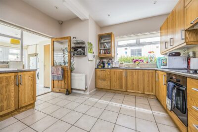 house for sale victoria road