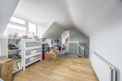 house for sale victoria road