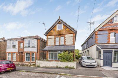 house for sale victoria road