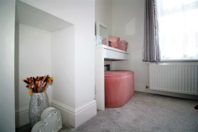house - terraced for rent rosetta road