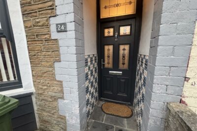 house - terraced for rent de barri street