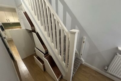 house - terraced for rent de barri street