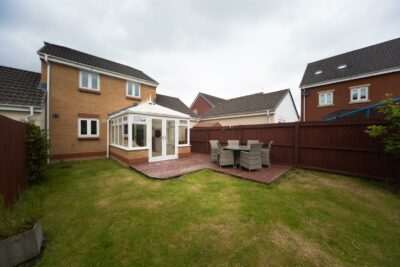 house - link detached for rent wyncliffe gardens