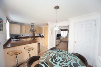 house - link detached for rent wyncliffe gardens