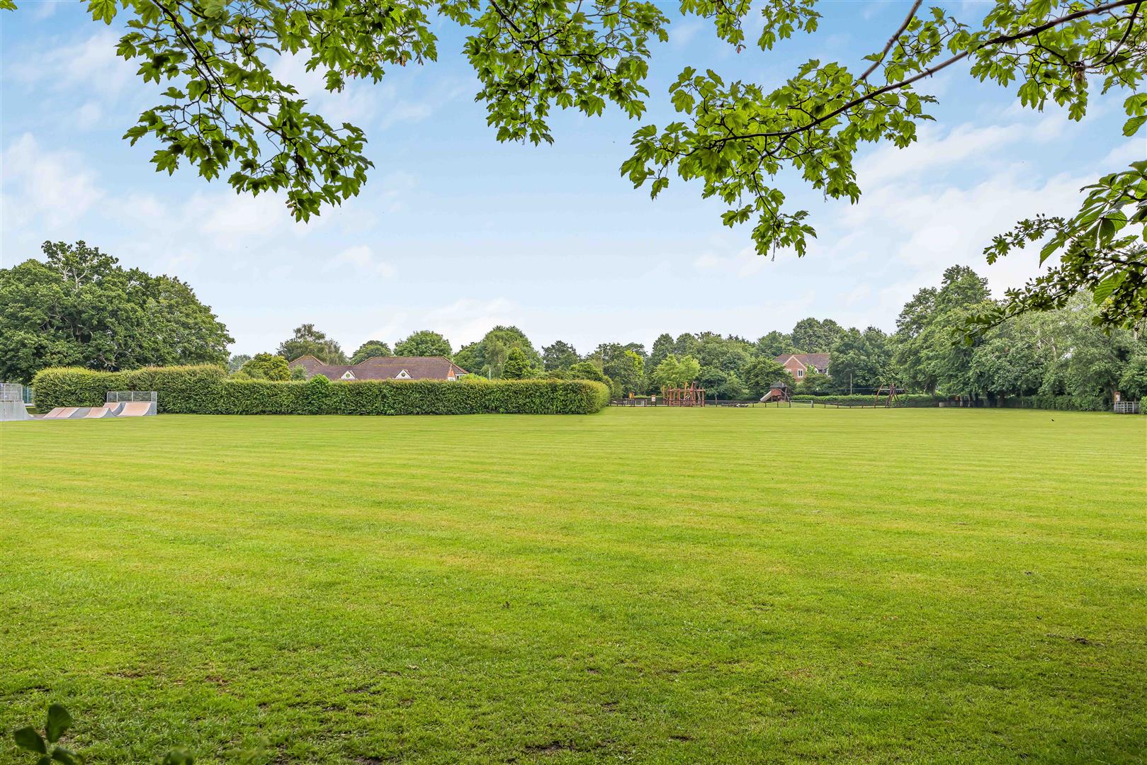 house for sale lowland road