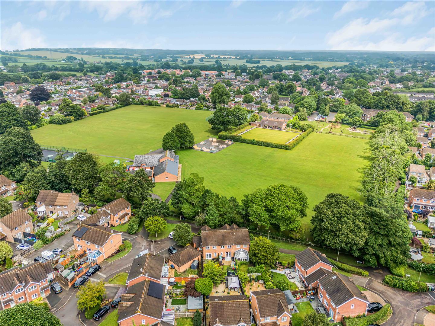 house for sale lowland road