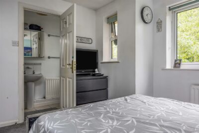house for sale lowland road