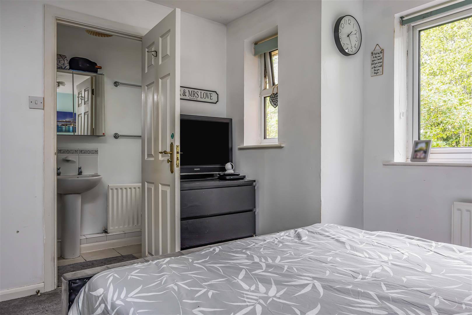 house for sale lowland road