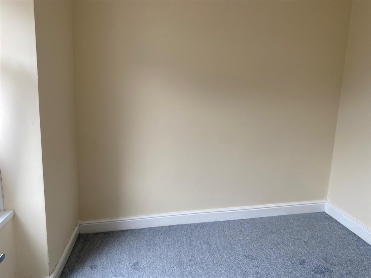 house for rent west taff street