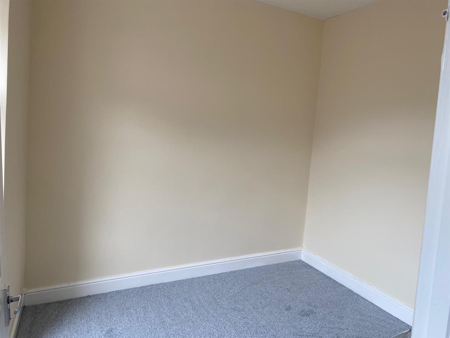 house for rent west taff street