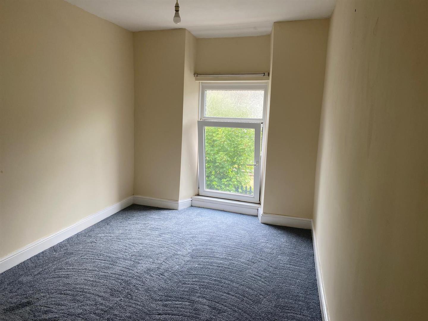 house for rent west taff street