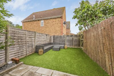 house - terraced for sale snowberry crescent