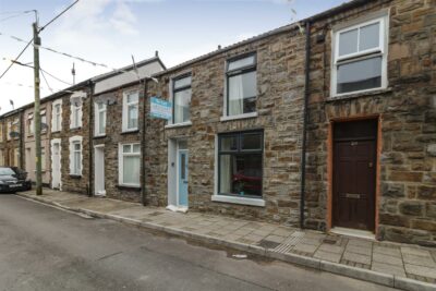house - terraced for rent tynybedw street