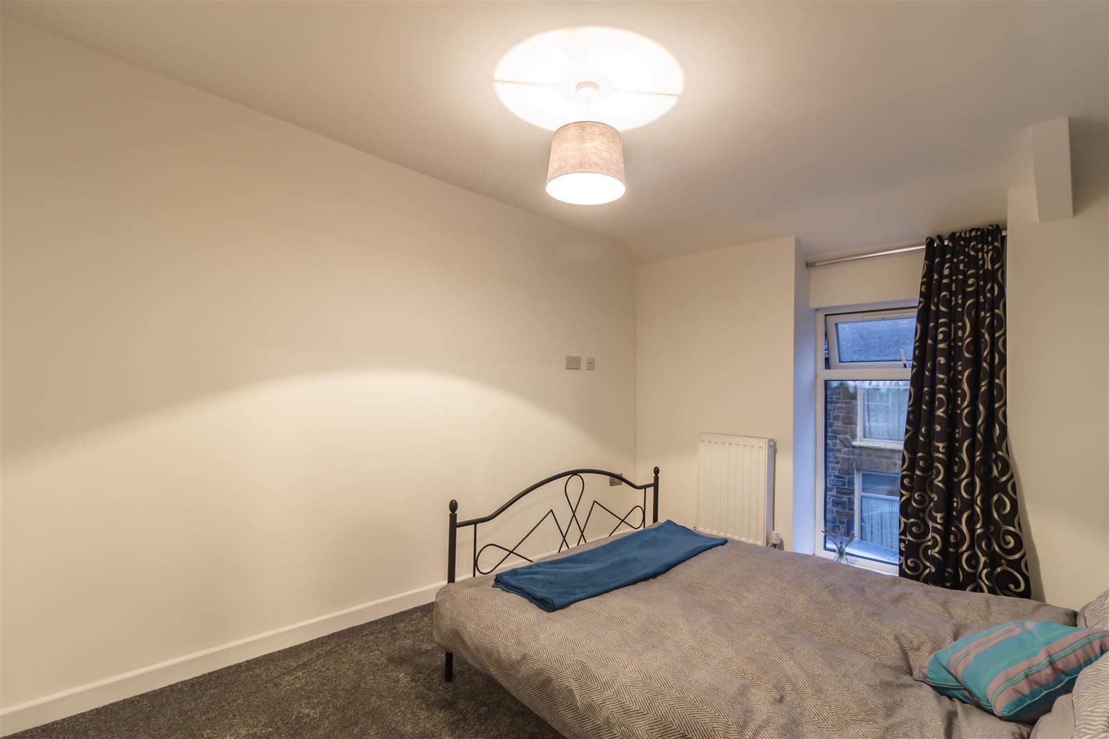 house - terraced for rent tynybedw street