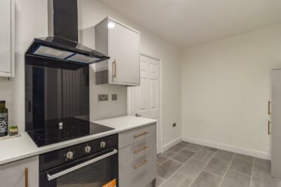 house - terraced for rent tynybedw street