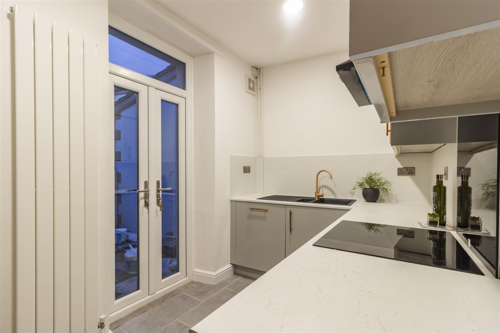 house - terraced for rent tynybedw street