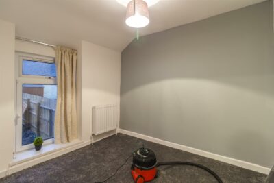 house - terraced for rent tynybedw street