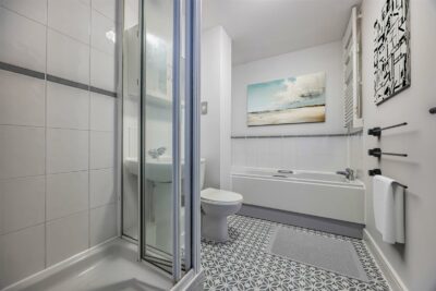 apartment for sale gisors road