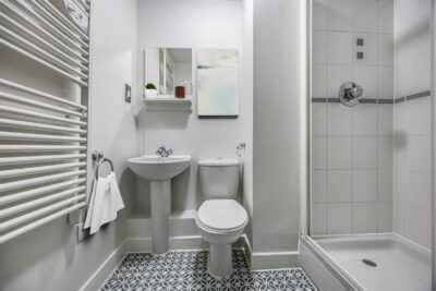 apartment for sale gisors road