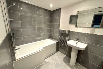 flat for rent highland road