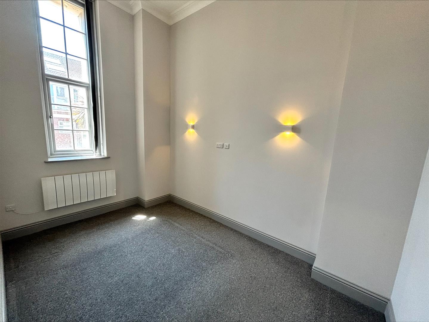 flat for rent highland road
