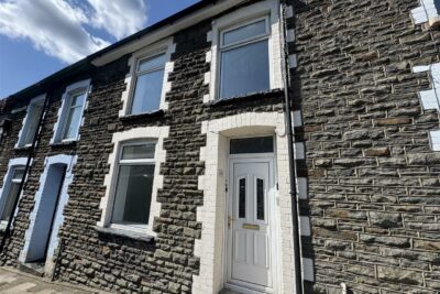 house for rent tyntyla road