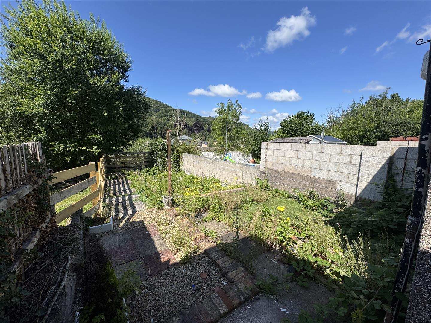 house for rent tyntyla road