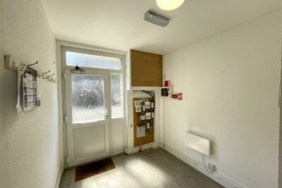 flat for sale wood road