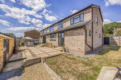 house for sale wraysbury park drive