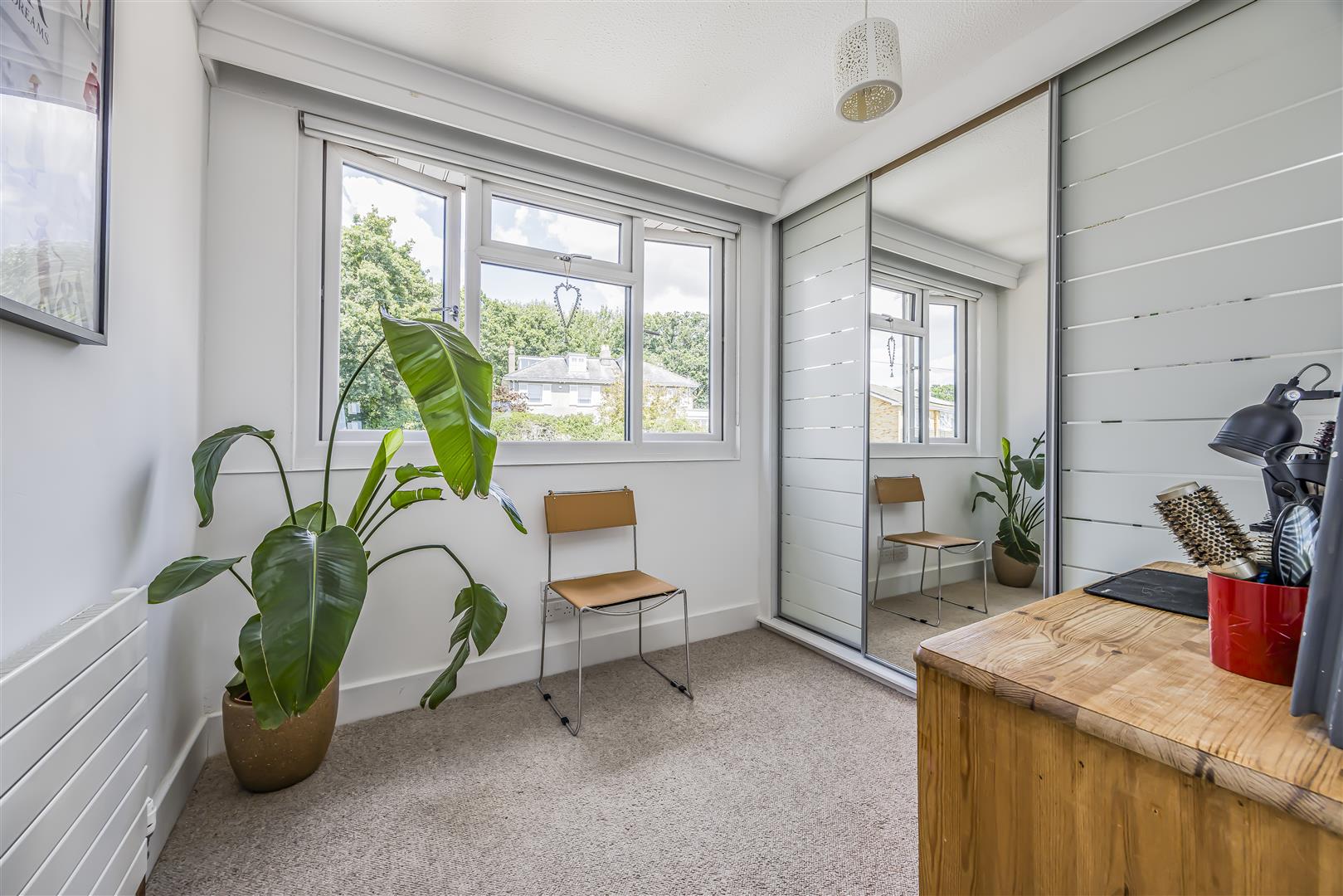 house for sale wraysbury park drive