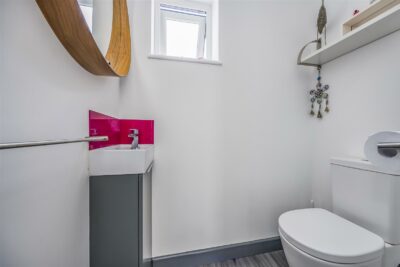 house for sale wraysbury park drive