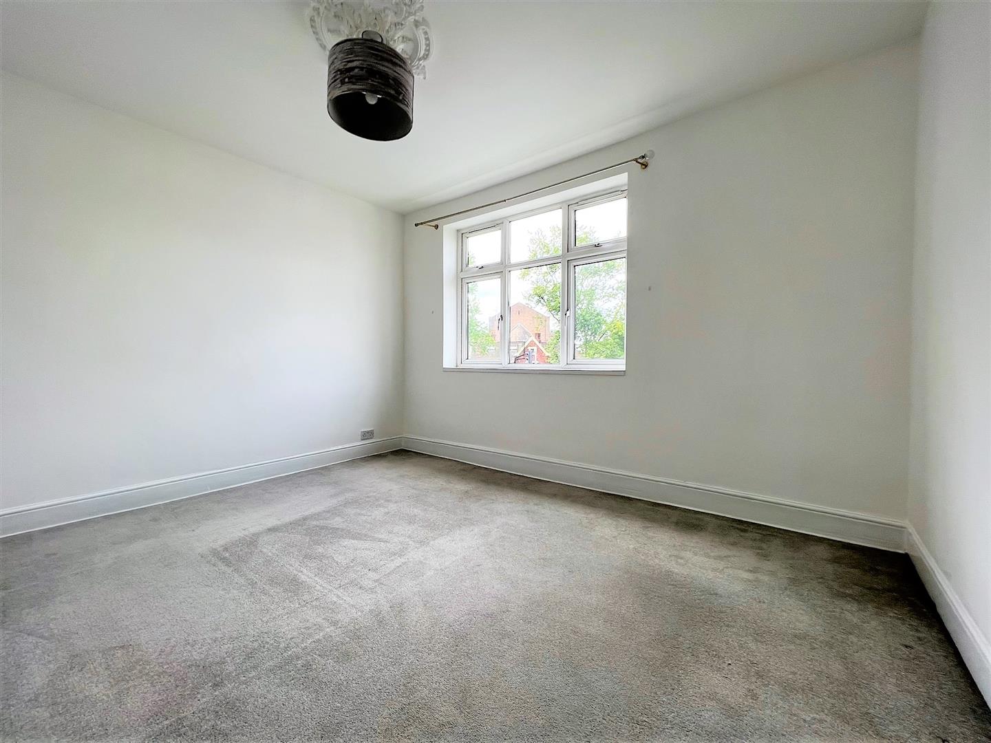 house for rent stamshaw road