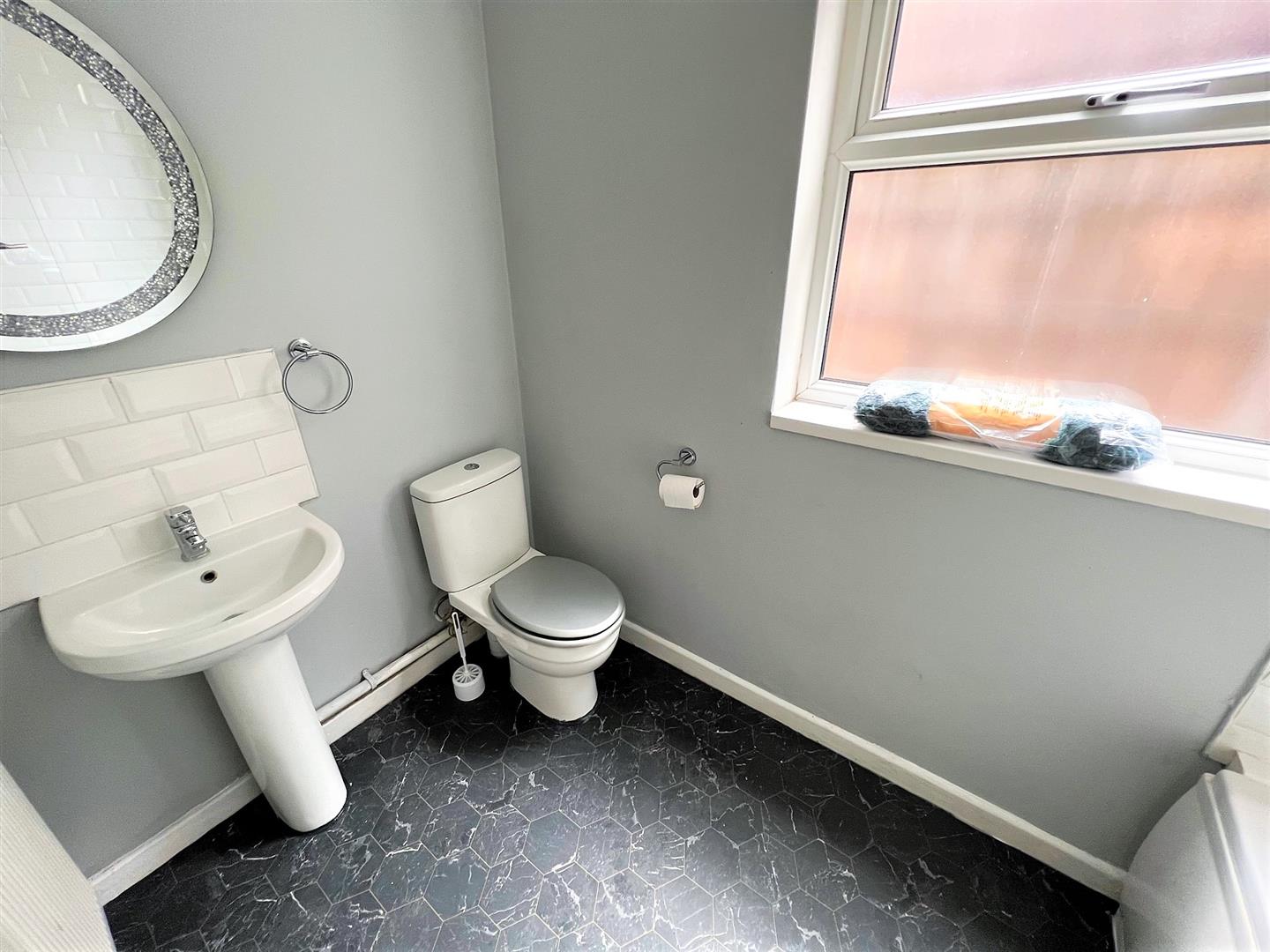 house for rent stamshaw road