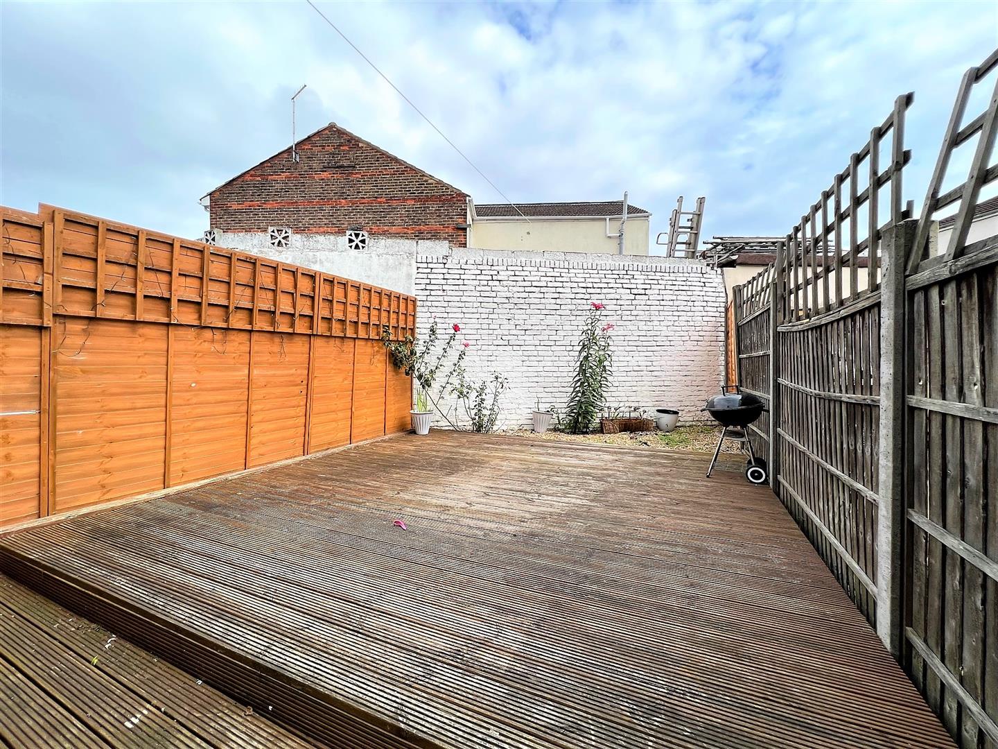 house for rent stamshaw road