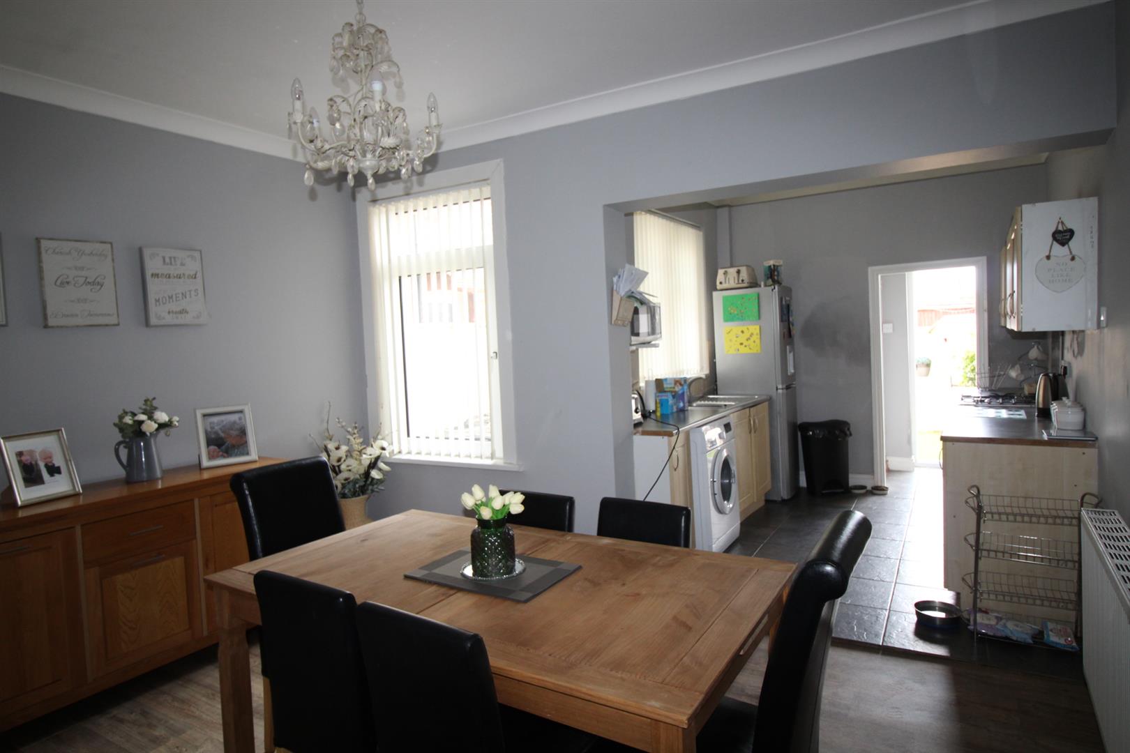 house - terraced for rent tipner road