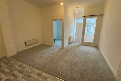 flat for rent bridgend road