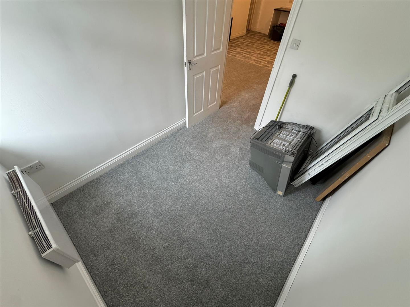 flat for rent bridgend road