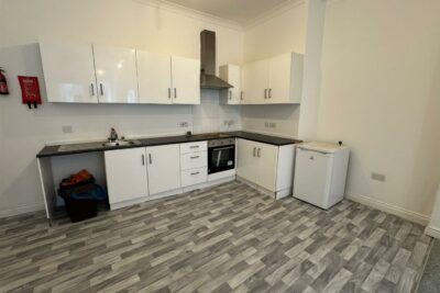 flat for rent bridgend road