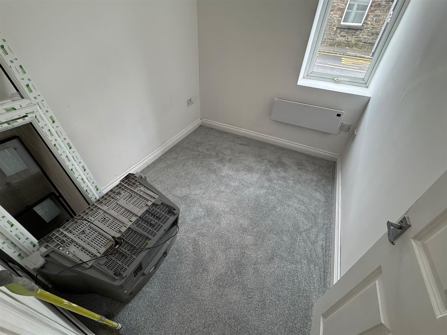 flat for rent bridgend road