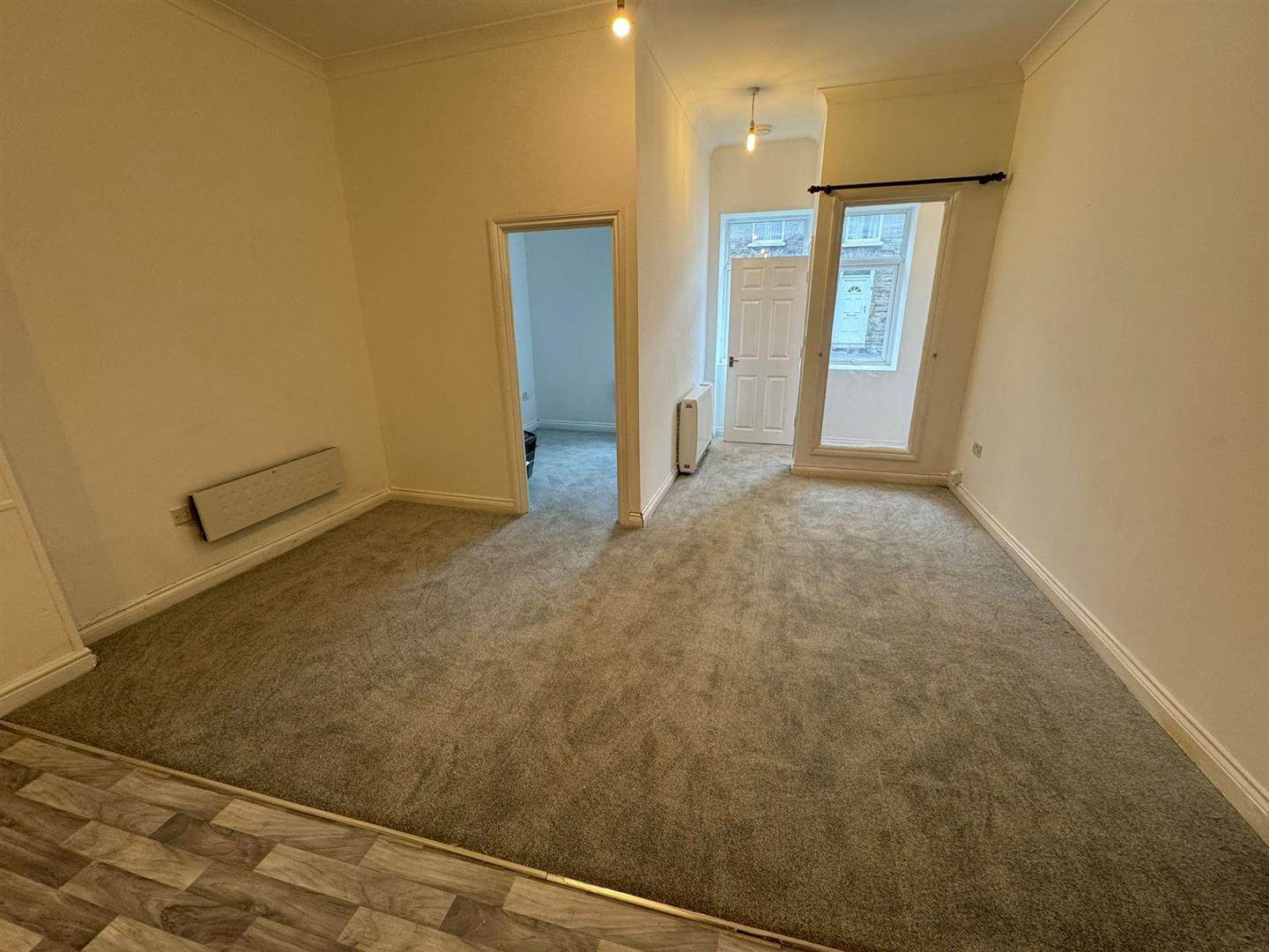 flat for rent bridgend road
