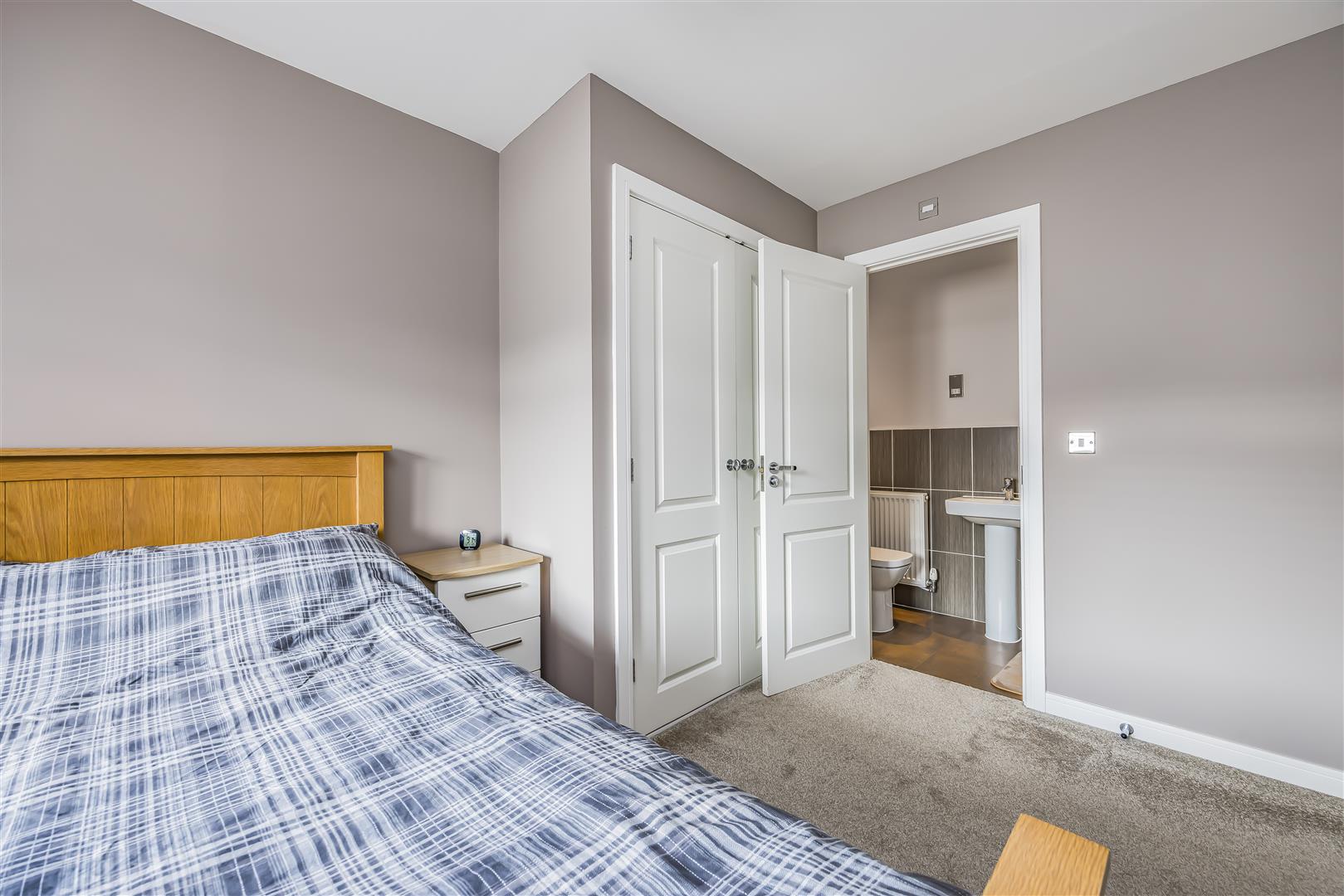 house - end terrace for sale union road