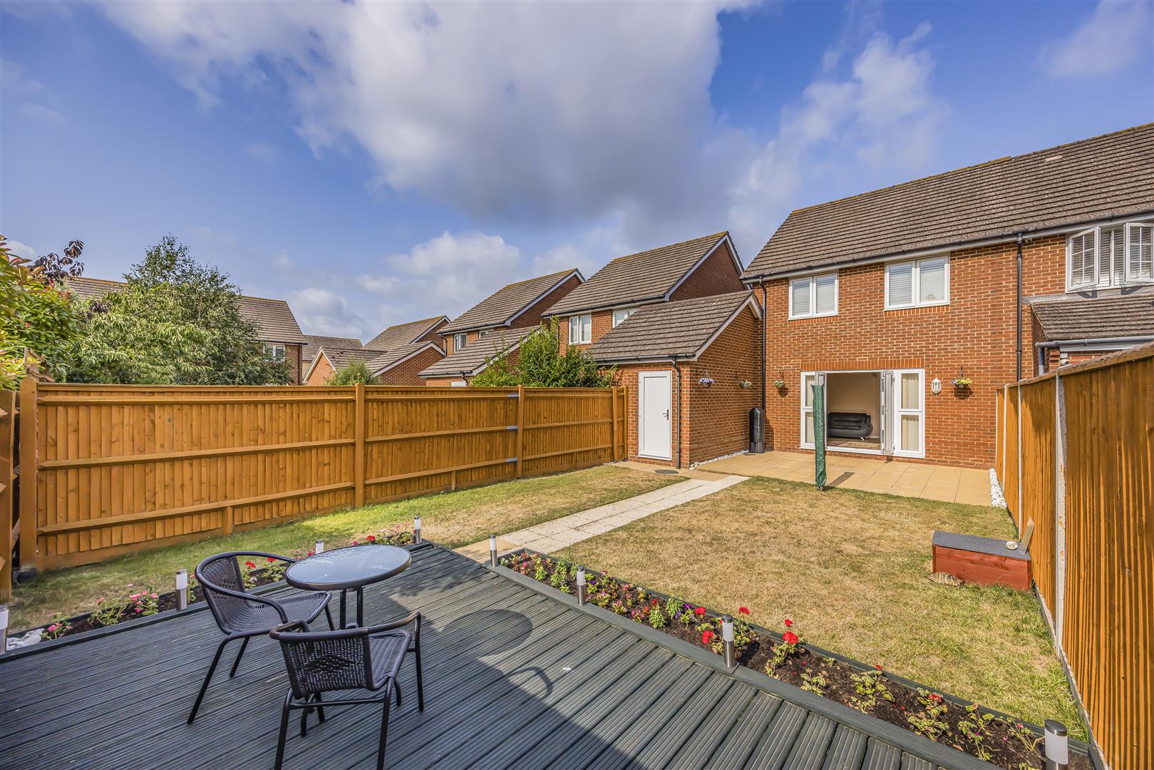 house - end terrace for sale union road