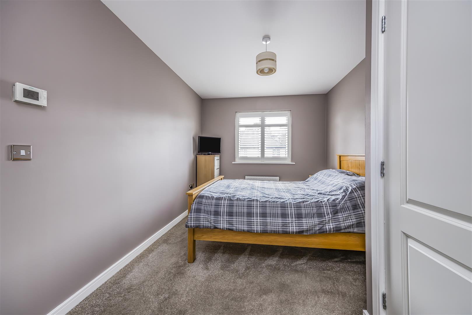 house - end terrace for sale union road